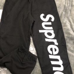 Supreme Sweatpants       S,m,l,xl