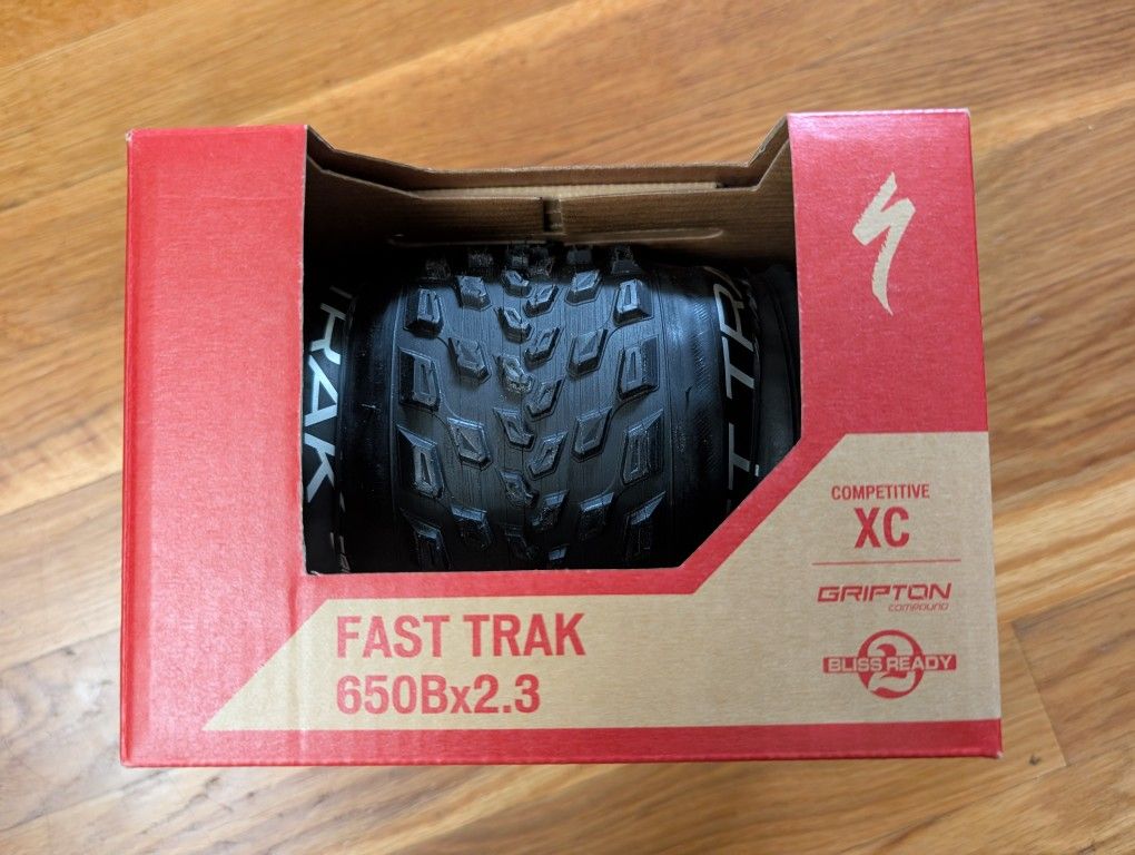 2 x New Specialized Fast Trak 2Bliss Ready 650B (27.5") x 2.3 Bike Tires
