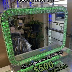 Impressions Vanity Mirror Brand New