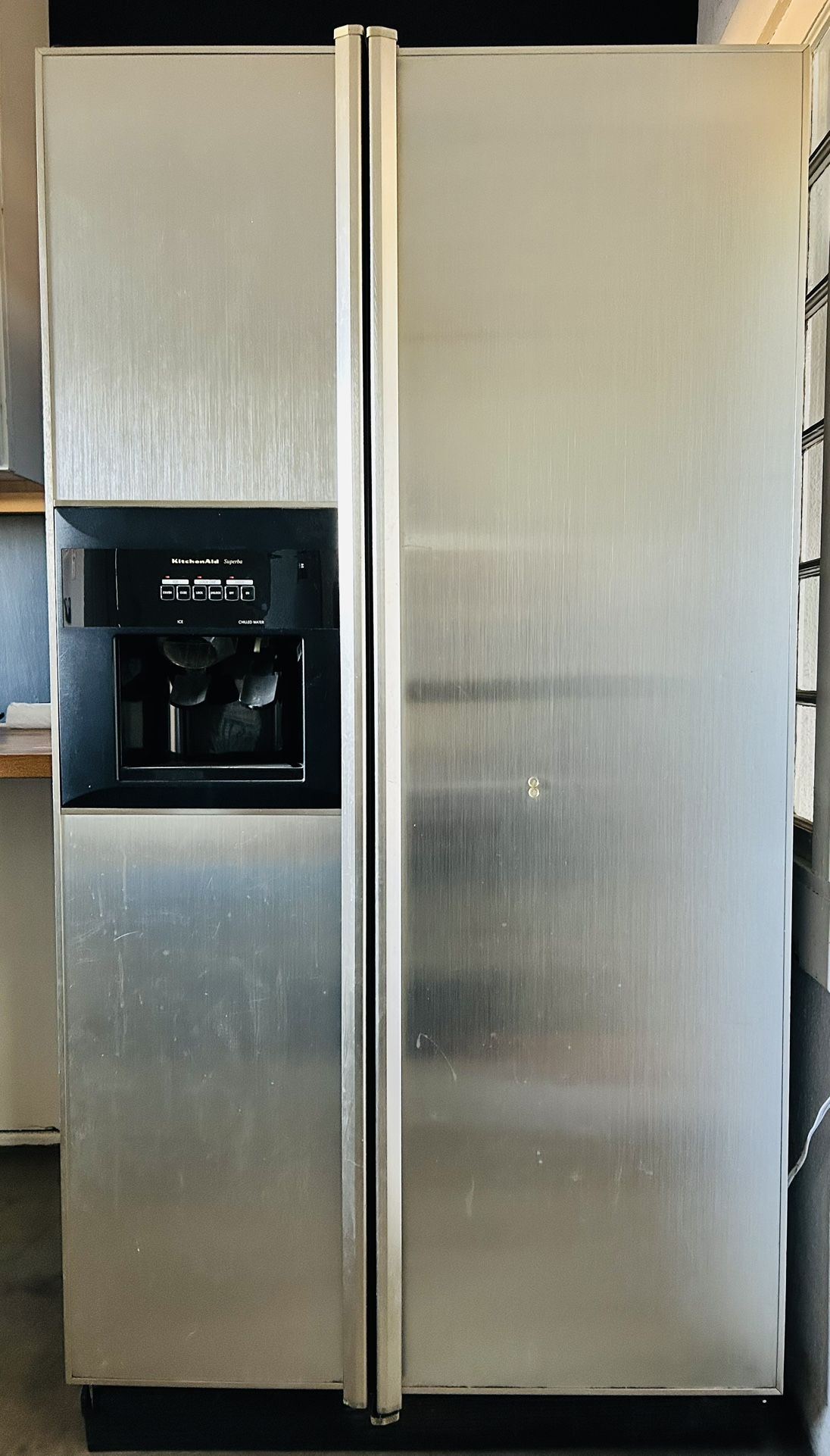 Side-By-Side Refrigerator Kitchen aid 