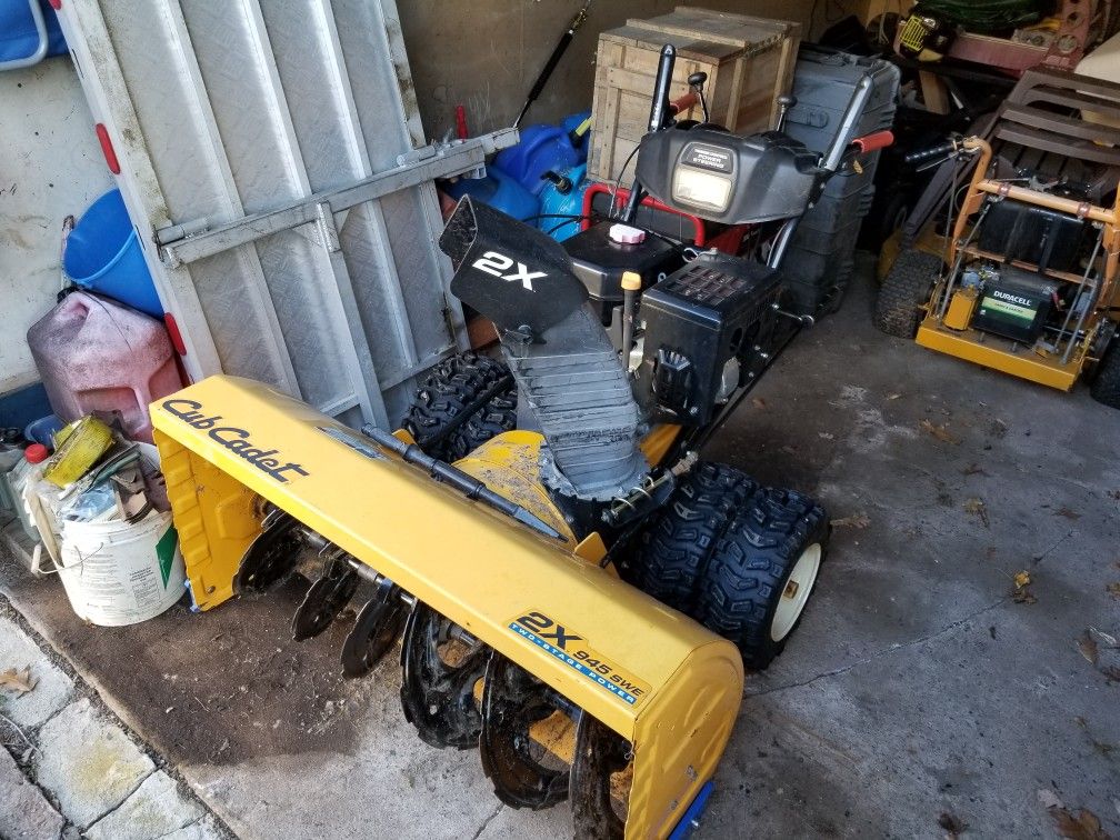 Cub Cadet 945 (2 Stage)