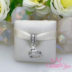 Adorable Charm 925 silver for Pandora moments bracelet.