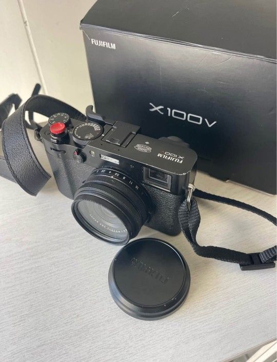 Fujifilm X100Vi Camera