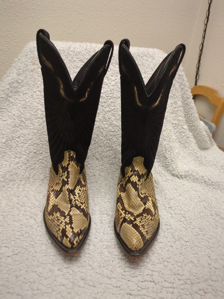 Snake Skin & Leather Boots Size 6
