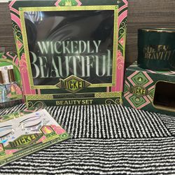 WICKED Beauty Set