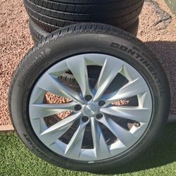 20" TESLA WHEELS 265 45 R20 CONTINENTAL TIRES