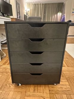 5-Drawer Rolling Cabinet