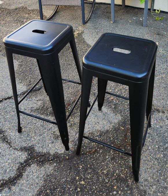 Matching Black Metal Bar Stools