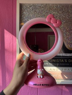 Hello Kitty Battery Powered Vanity Light