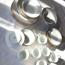  Porcelain White And Gold Trim Dinner Set