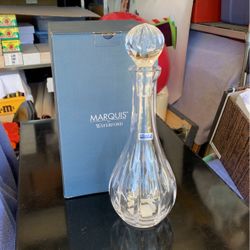 $40!! 14” Marquis by Waterford Lead Crystal Decanter 