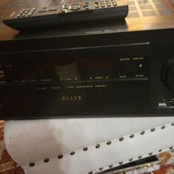 Pioneer Elite VSX-LX103 7.2-Channel Network AV Receiver - Black