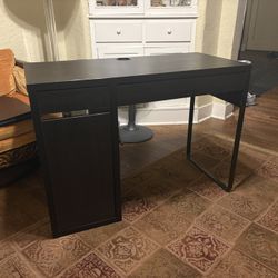 Free Desk