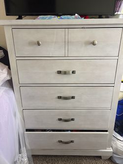 White Wood Tall Dresser with 6 Drawers