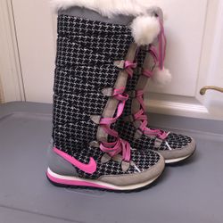Nike Winter Boot 