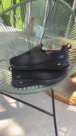 Skechers GOwalk Slip-On Sneakers Sz 10.5