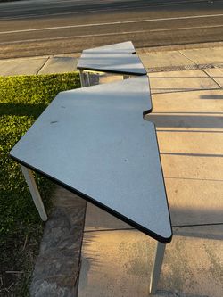 Free desk