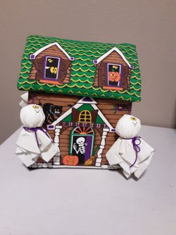 Halloween Decorative Hunted House 9x12in. 