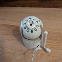 Infant optics DXR-8 baby camera