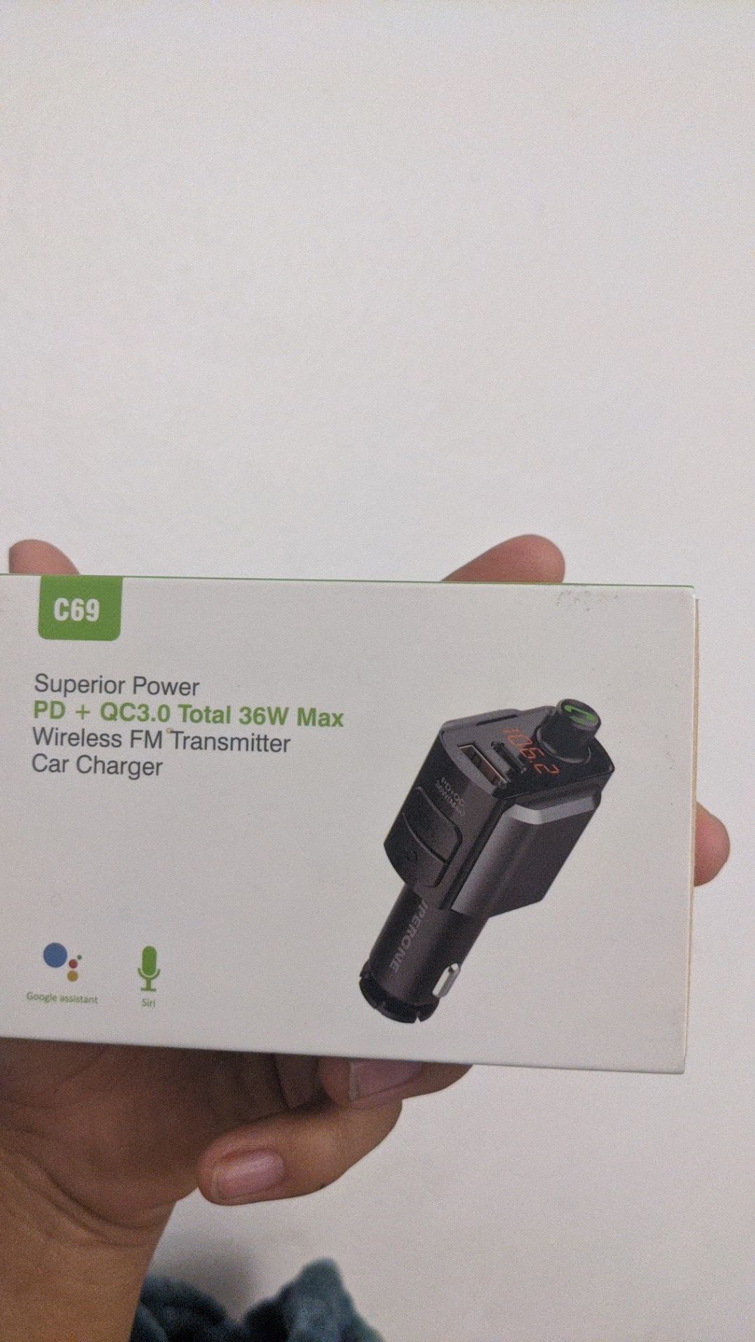 Fm Bluetooth transmitter with quickcharge