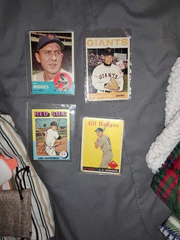 4 Old Baseball Cards
