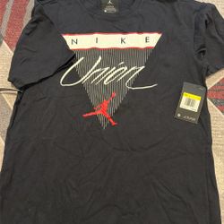 Men’s Nike Shirt 