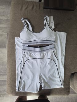 White Alo Set
