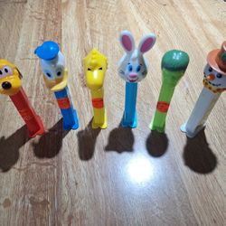 6 PEZ.  Footed.