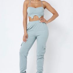 two piece set. Three Colors Available. 