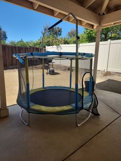 Trampolin pick up only