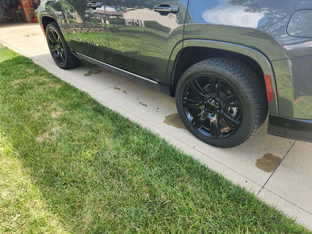 22 inch rim and tires