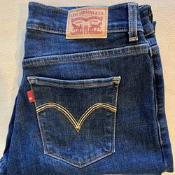 Levi's Women's Classic Bootcut Sz 8