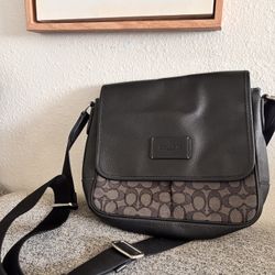 Coach Signature Canvas and Leather Mens Messenger Bag