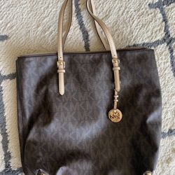 Michael Kors Tote