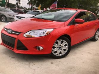 FORD FOCUS 2012 SE FWD WE FINANCE/ SIN PAPELES SIN LICENCIA SIN PROBLEMA