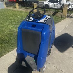 Windsor Chariot IGloss 20’ Used 1000 Hours 500$ Floor Polishers 