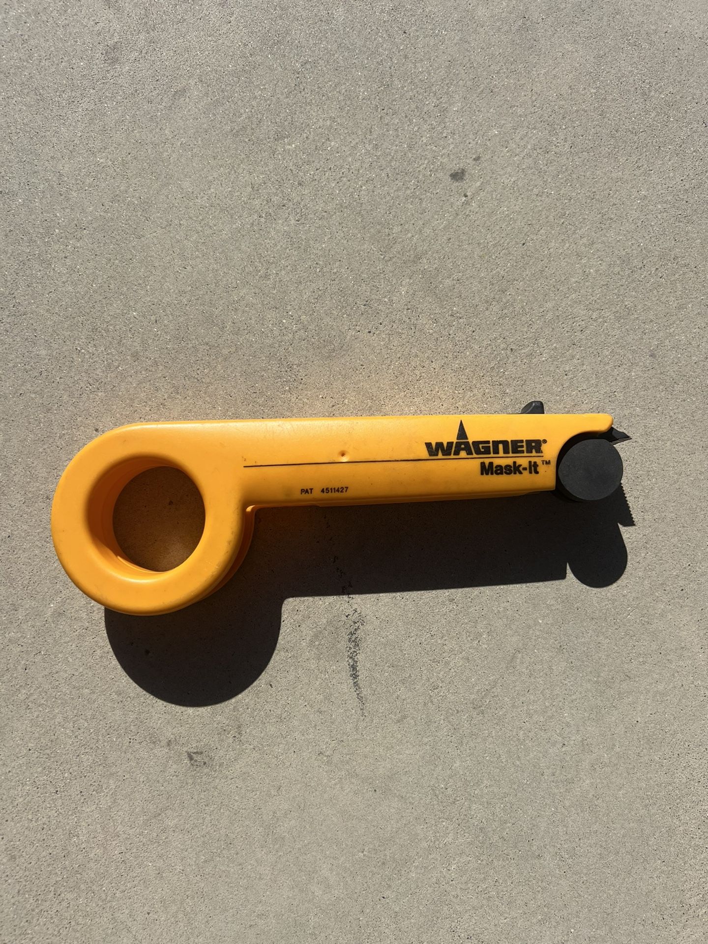 Wagner Mask It One Hand Tape Applicator