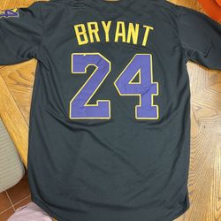 Kobe Bryant Mamba Baseball Jersey Men’s Medium