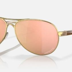 OAKLEY GOLD SUNGLASSES