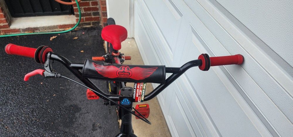 26 INCH Se Blockers Flyer