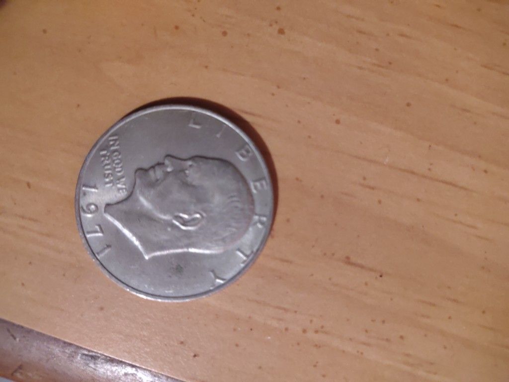 1971 One Dollar Silver Liberty Eisenhower Coin Flying Eagle Error No Mint Mark.