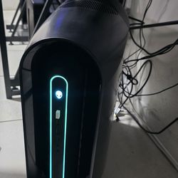 Alienware Aurora R12 mirar la descripción tiene unas modificaciones mas
