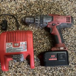 Milwakee Hammer Drill w/battery & Charger 