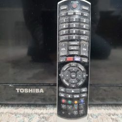 TV And TV Mounting on the Wall