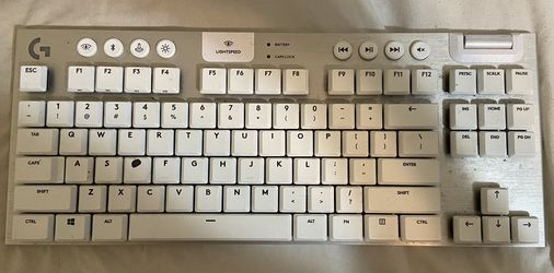 Logitech G915 TKL Keyboard