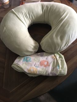 Baby pillow with extra case