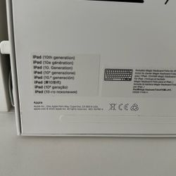 iPad Magi. Keyboard Folio