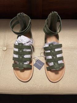 AEO Sandals 