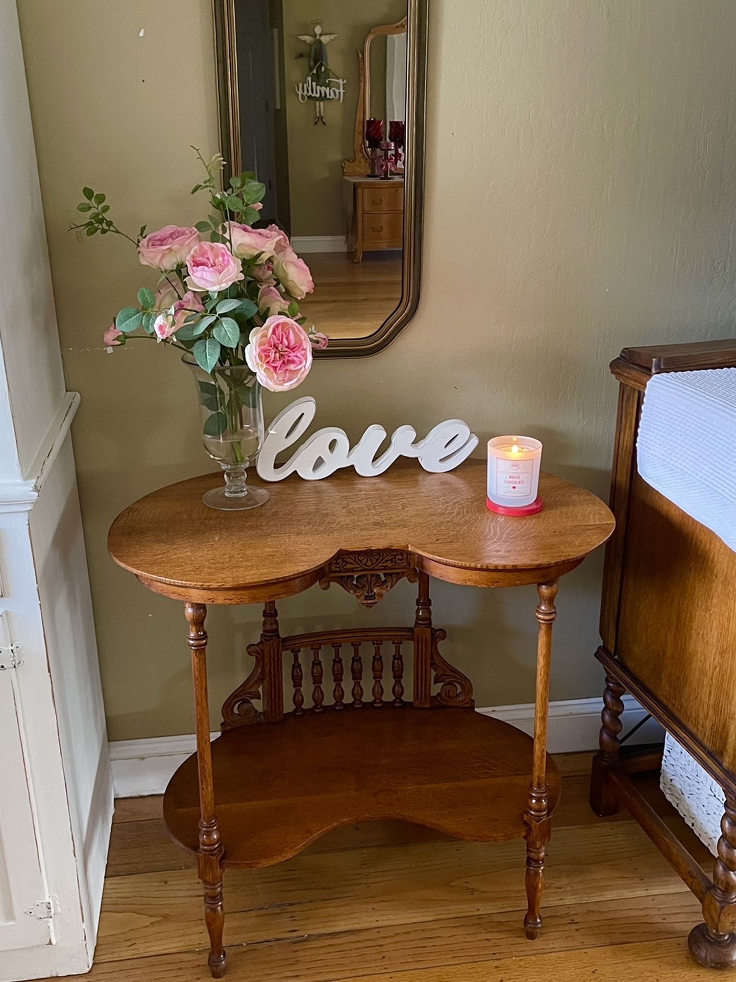 Antique Victorian very rare kidney table