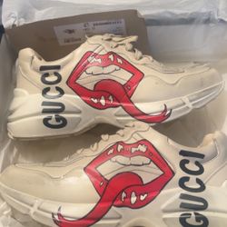 Size 9 Gucci Sneakers 